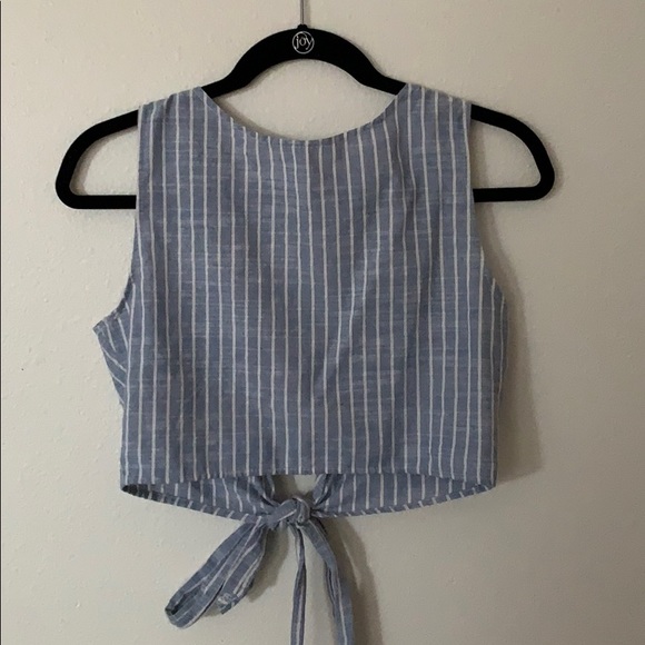 Pinstriped match set - Picture 2 of 4